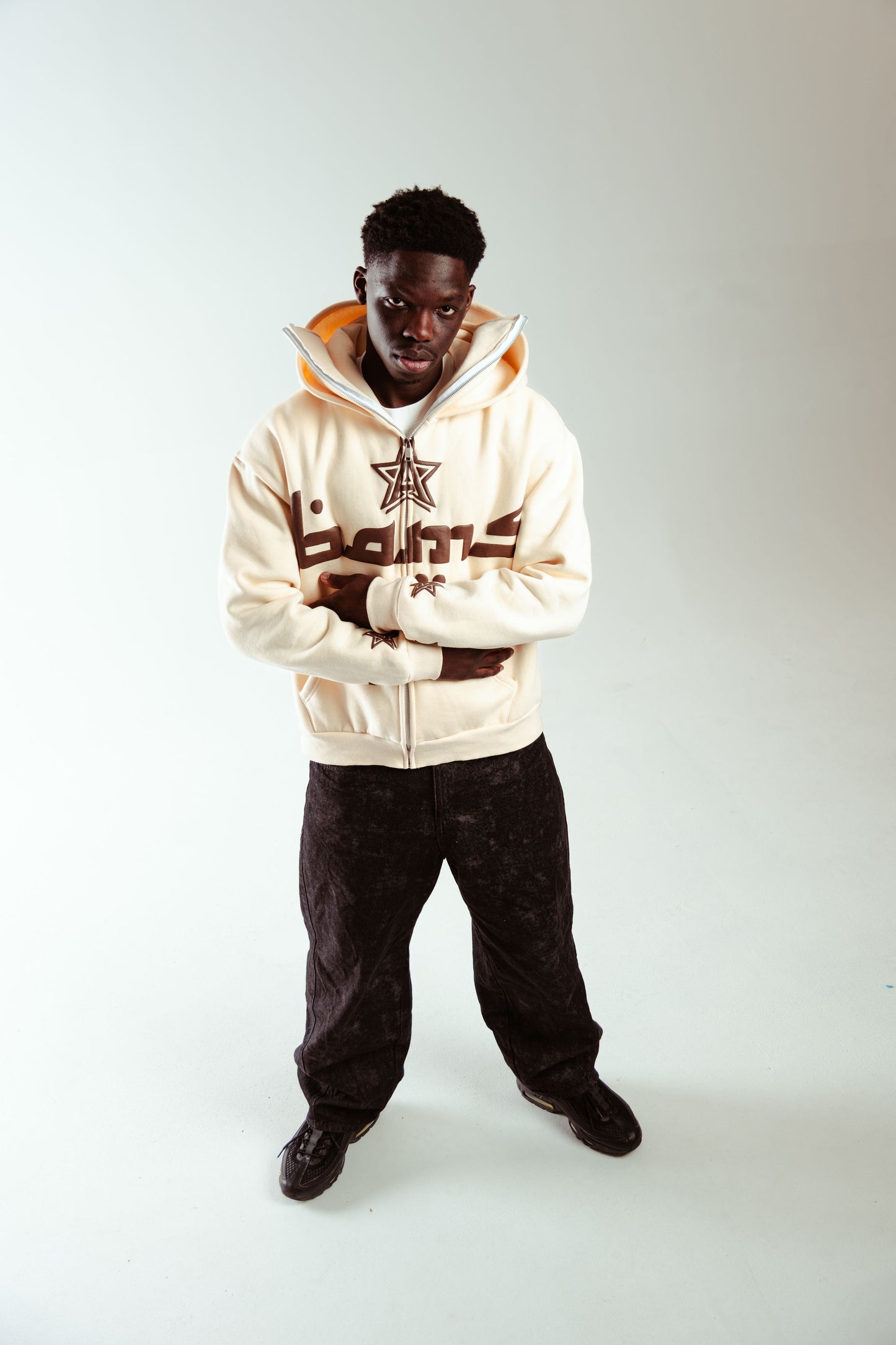 Mask hoodie BAMS “Born to be different”